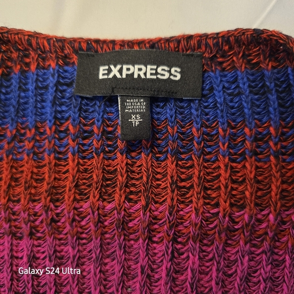 Express Striped Split Back V-Neck Sweater XS - Picture 3 of 8